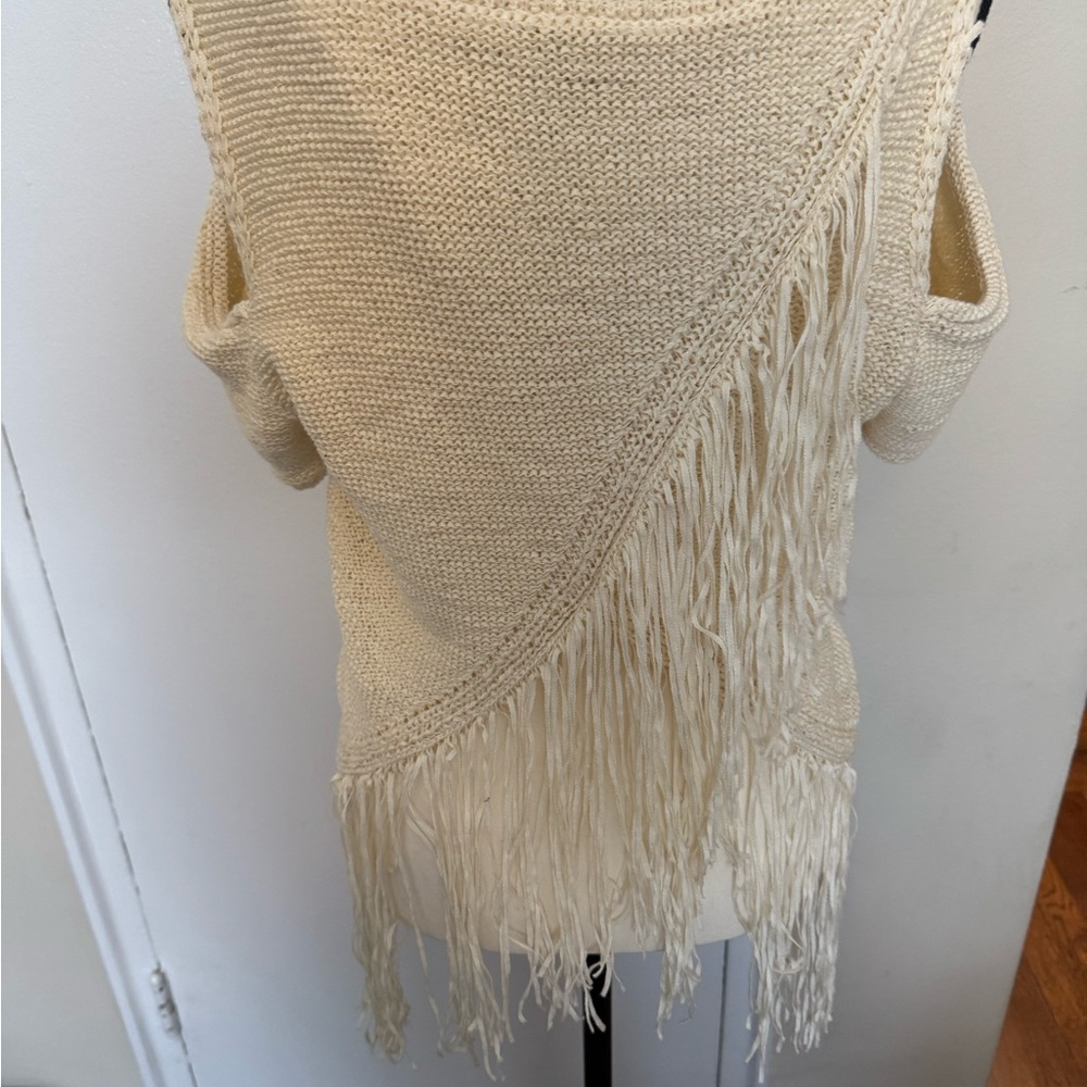 BCBGMaxAzria Cream V-Neck Sweater Relaxed Fit - Picture 3 of 5
